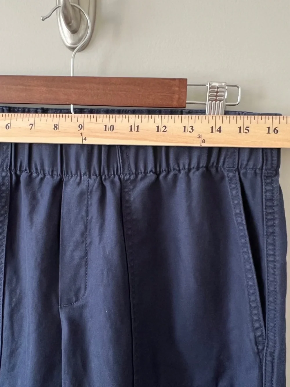 Banana Republic Sz M Navy Linen Blend Elastic Waist Pull On Cropped Pants Womens